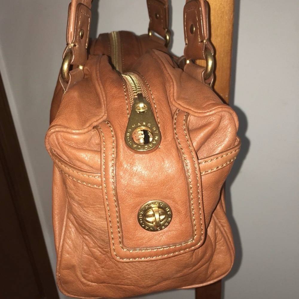 Marc Jacobs Tan Leather Handbag - Picture 7 of 13